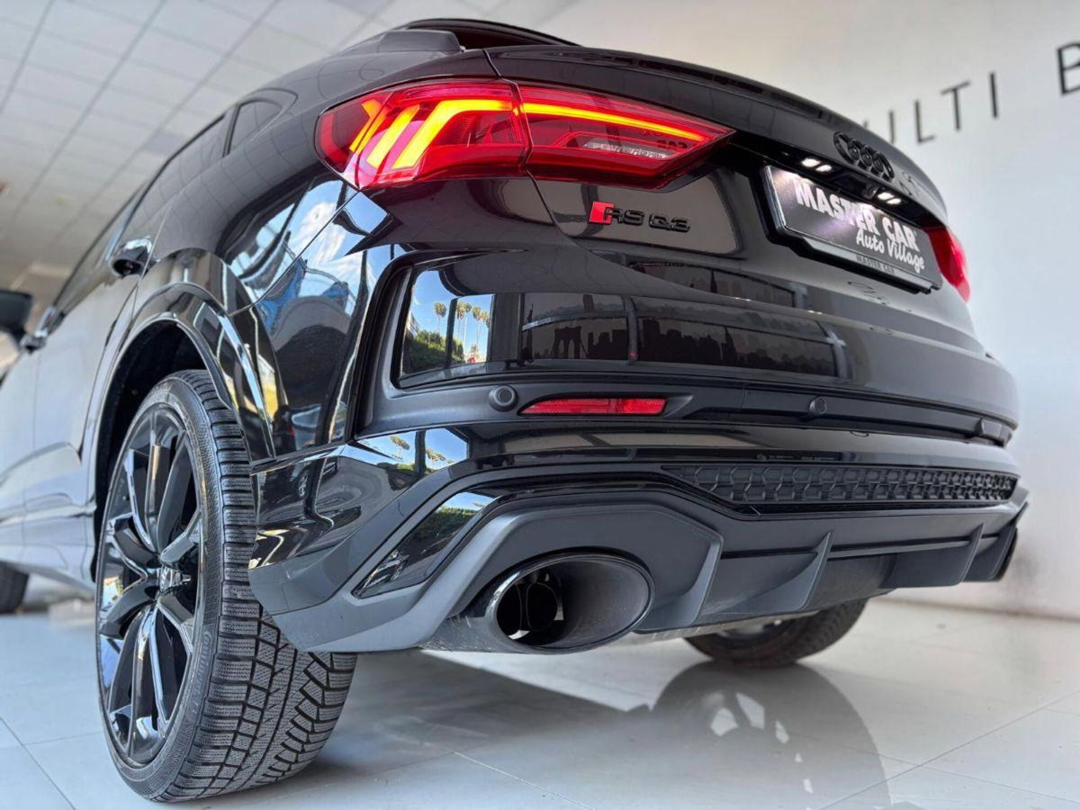 Audi RS Q3 Sportback 2.5 quattro s-tronic (9)