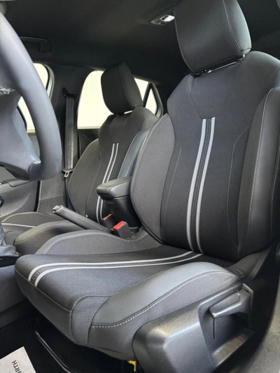 Opel Corsa 1.2 100 CV Edition (11)