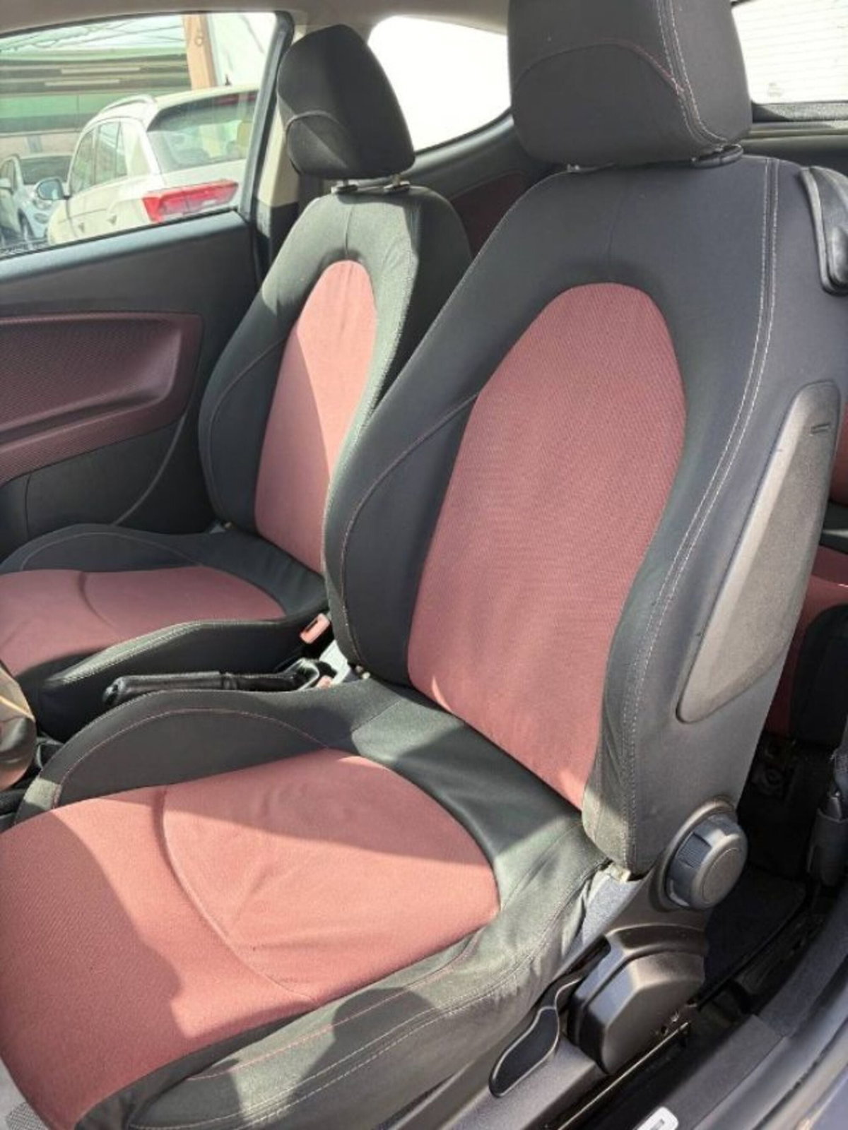 Alfa Romeo MiTo 1.6 JTDm-2 S&S Distinctive Sport Pack (12)