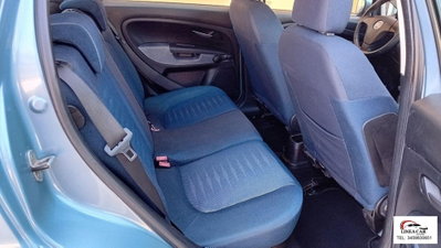 Fiat Grande Punto 1.4 GPL 5 porte Actual (8)