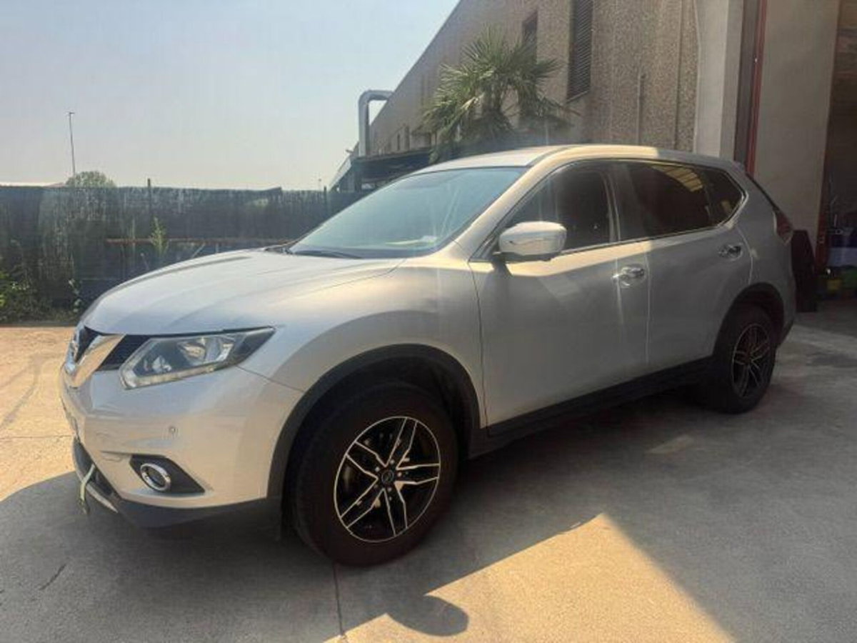 Nissan X-Trail 1.6 dCi 4WD Tekna (3)