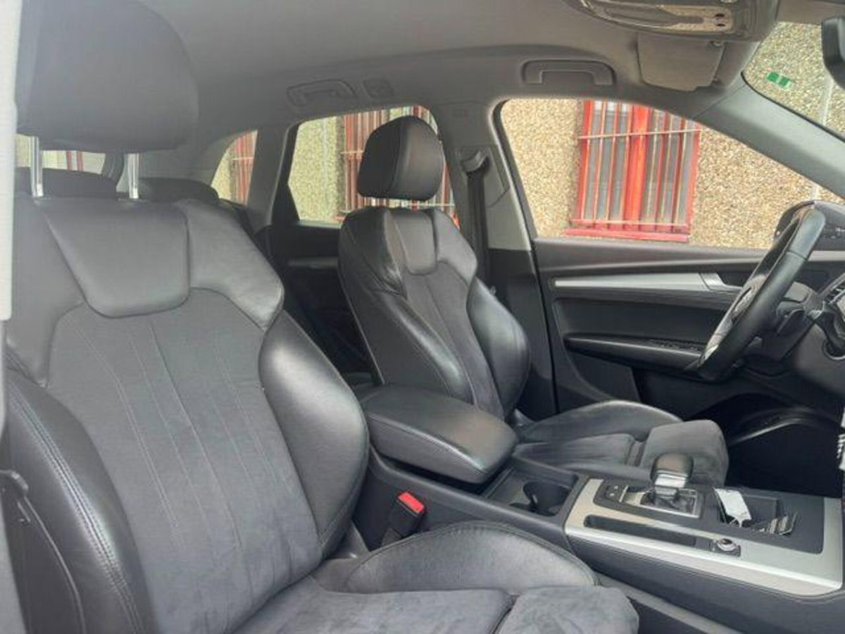 Audi Q5 40 TDI 204 CV quattro S tronic Business (15)