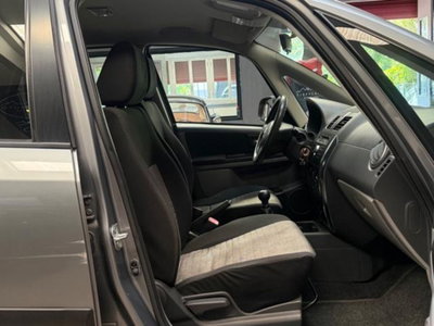 Suzuki SX4 16V Outdoor Line GL (12)