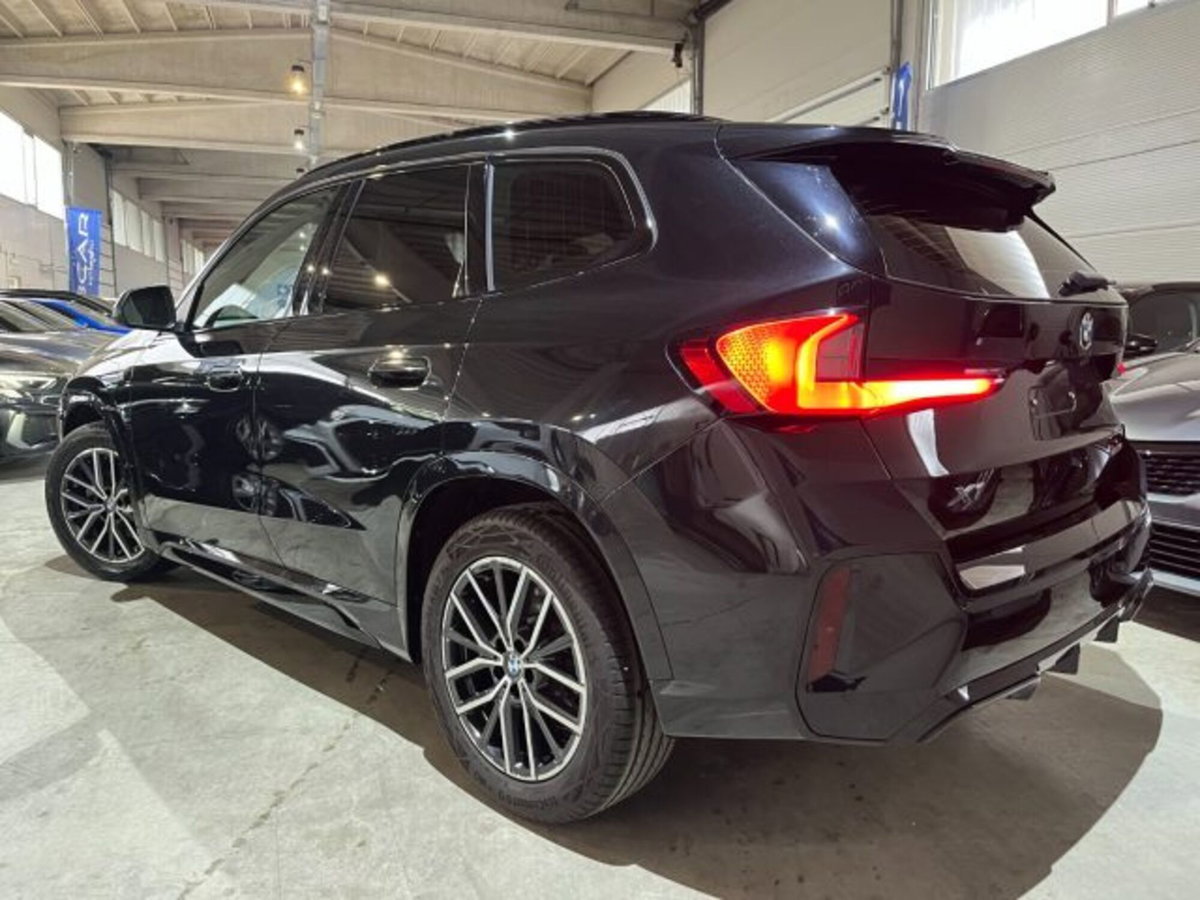 BMW X1 sDrive 18i Msport (4)