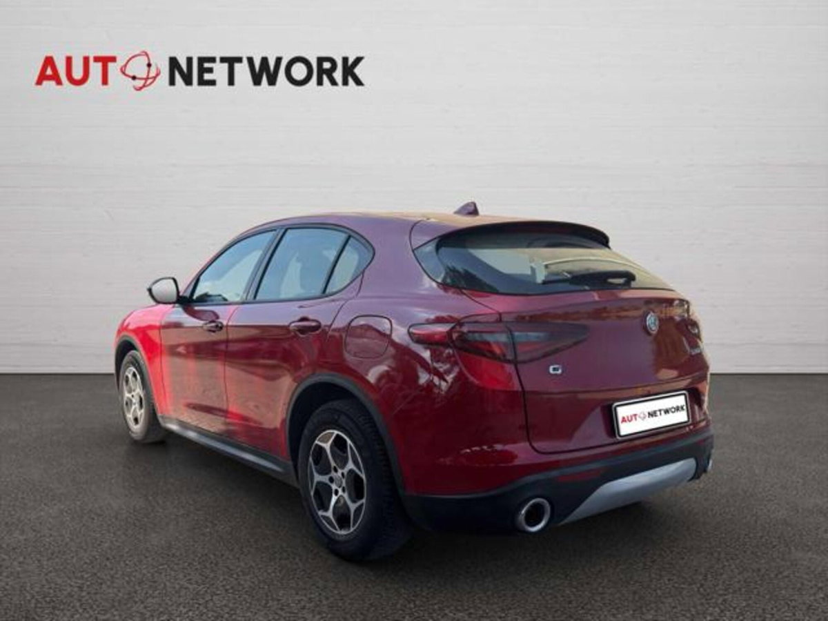 Alfa Romeo Stelvio Stelvio 2.0 Turbo 200 CV AT8 Q4 Super Business (2)