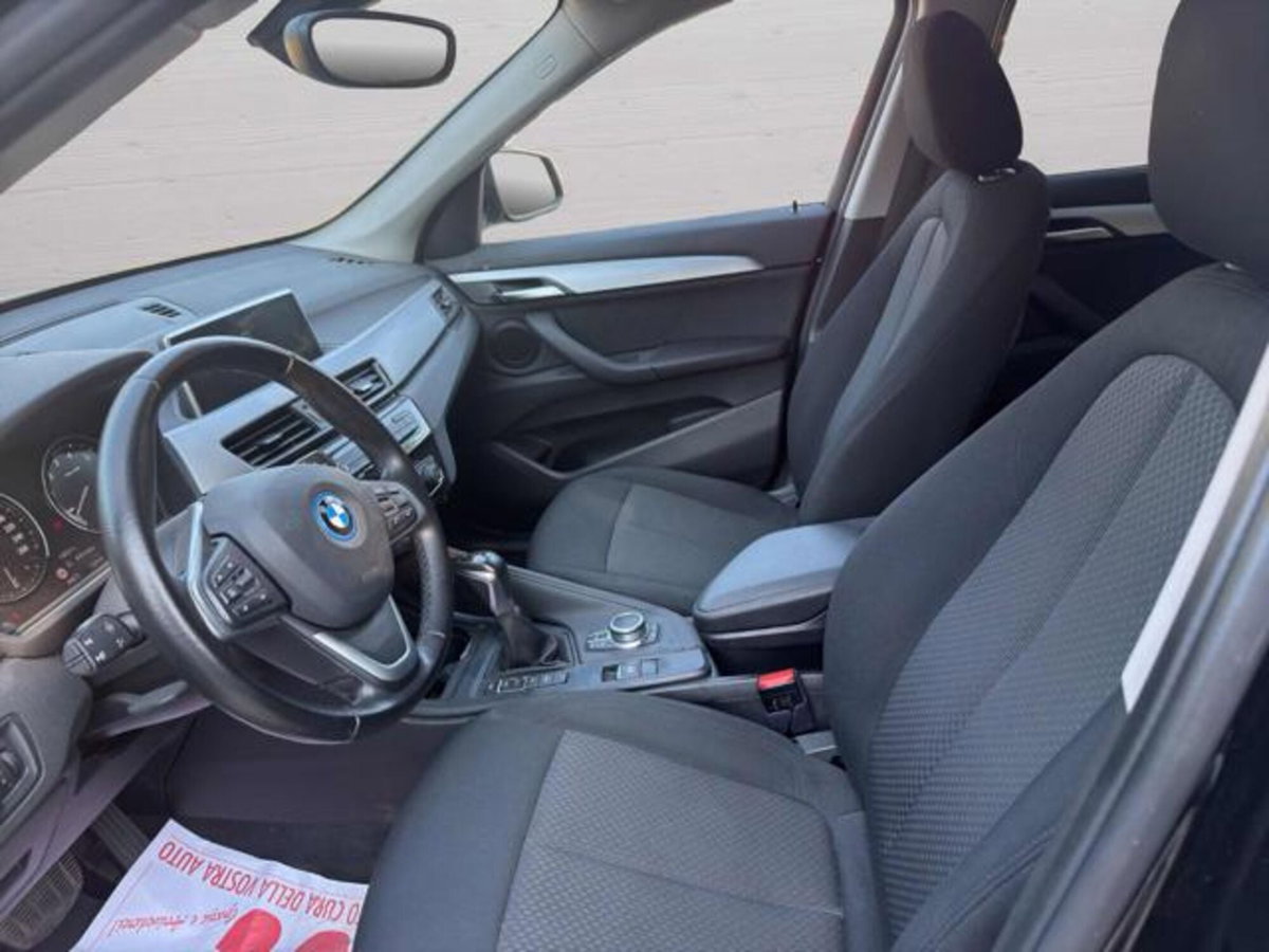 BMW X1 xDrive25e Business Advantage (9)