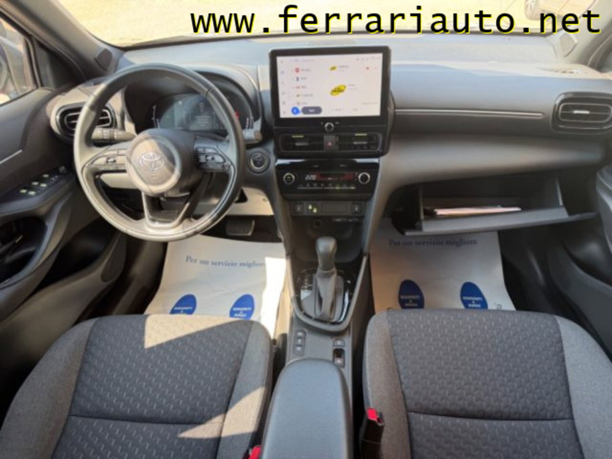 Toyota Yaris Cross 1.5h GR Sport Black Sky fwd 116cv e-cvt (15)