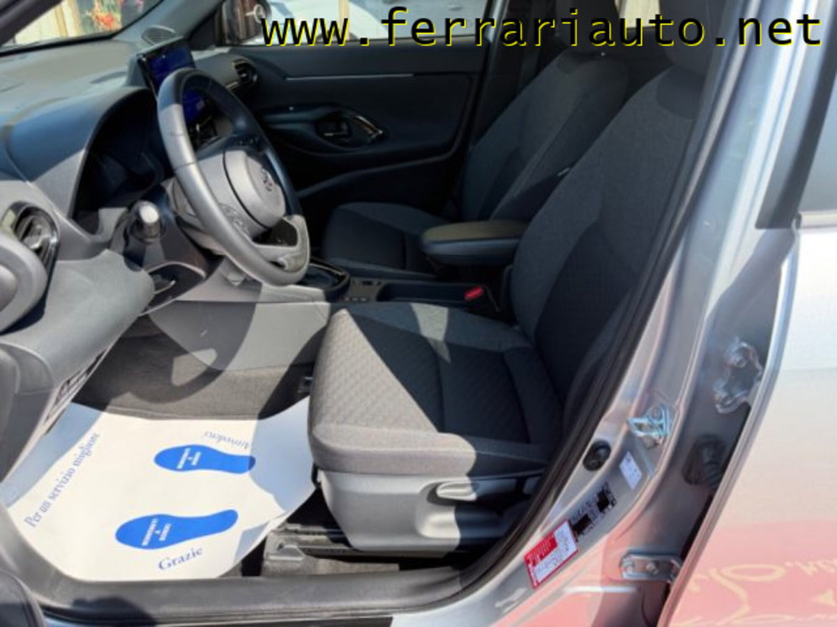 Toyota Yaris Cross 1.5h GR Sport Black Sky fwd 116cv e-cvt (7)