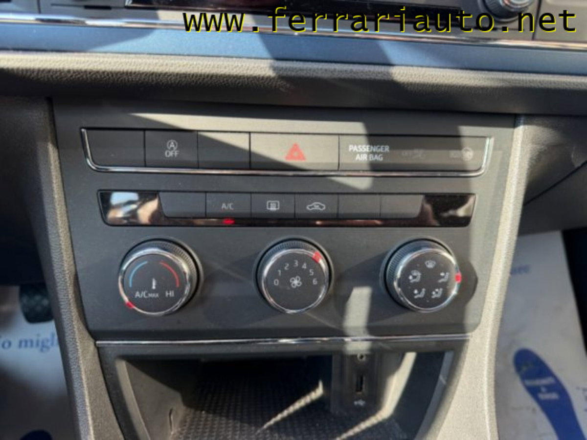 SEAT Leon 1.4 TGI 5p. Style (20)