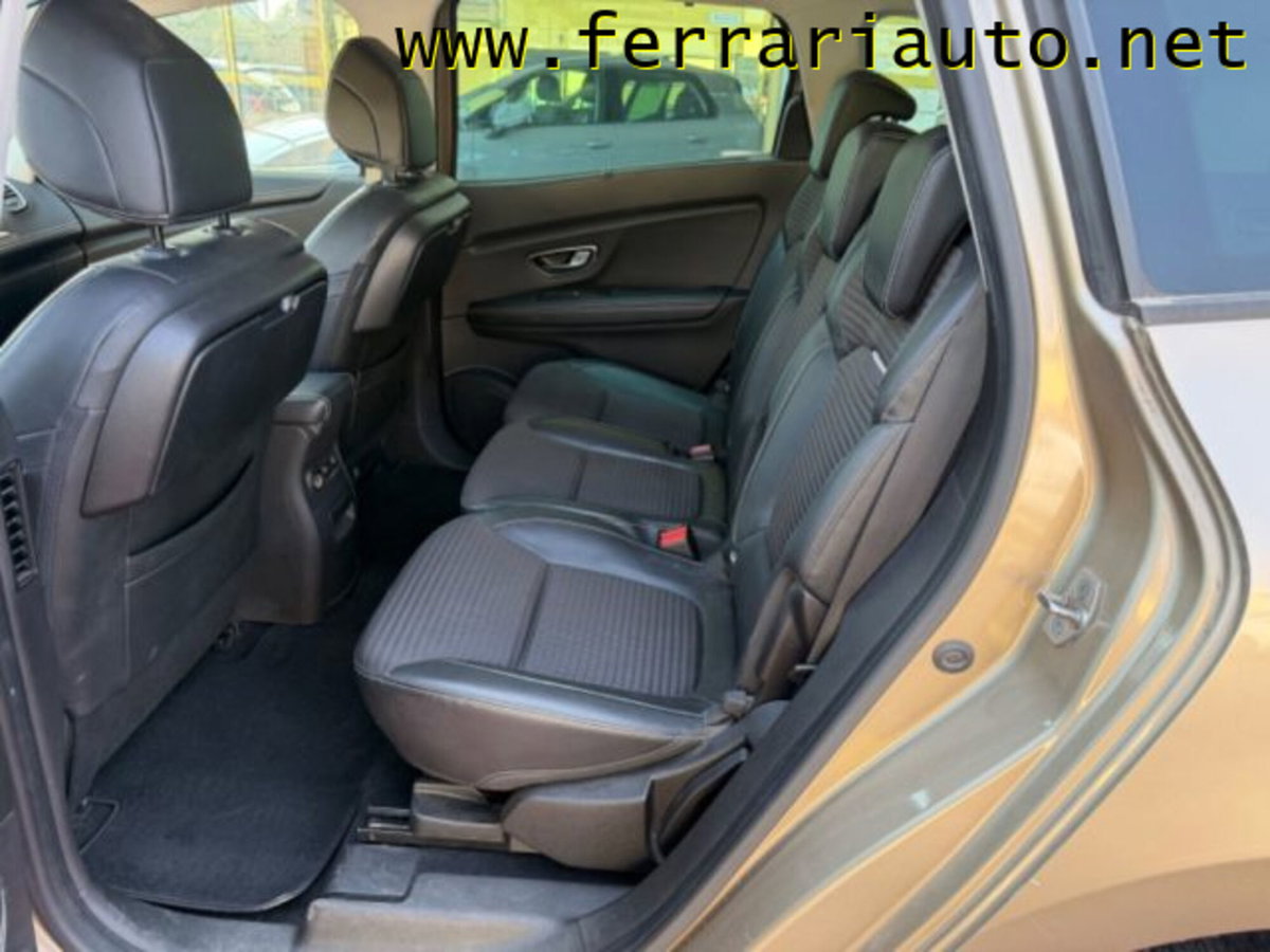 Renault Grand Scénic 1.6 dci energy Intens 130cv (8)