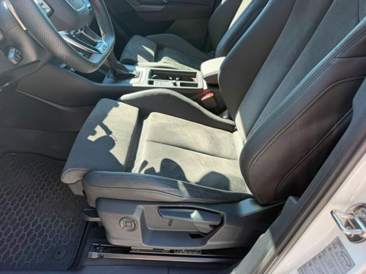Audi RS Q3 Sportback 2.5 quattro s-tronic (13)