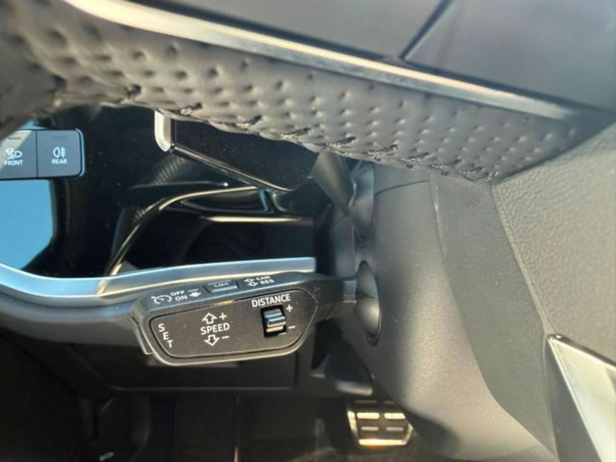 Audi RS Q3 Sportback 2.5 quattro s-tronic (18)