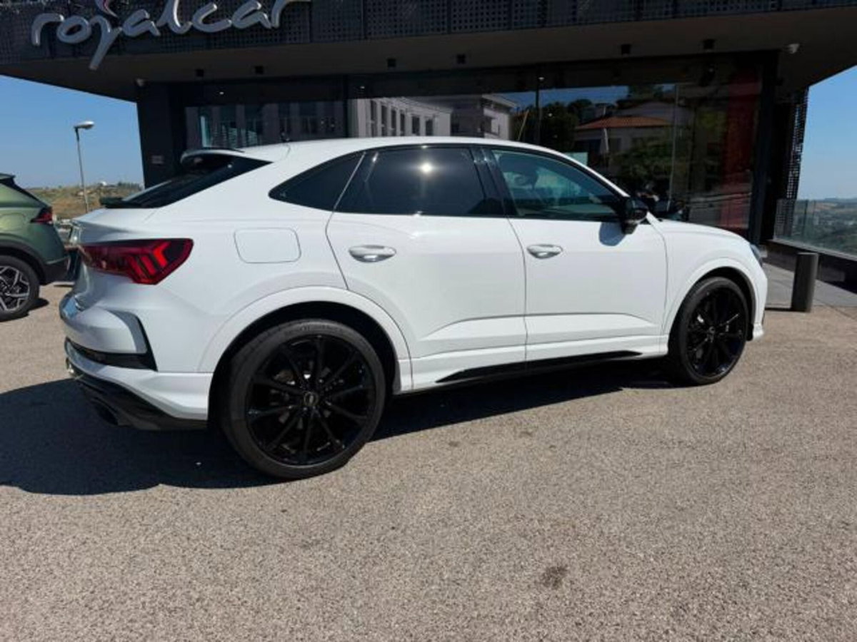 Audi RS Q3 Sportback 2.5 quattro s-tronic (4)
