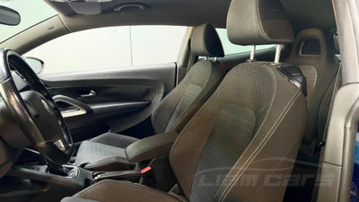 Volkswagen Scirocco 2.0 TFSI (13)