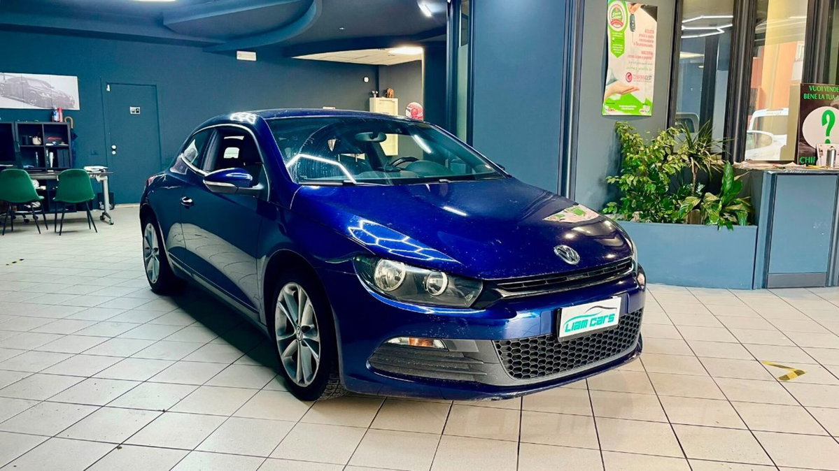 Volkswagen Scirocco 2.0 TFSI (3)