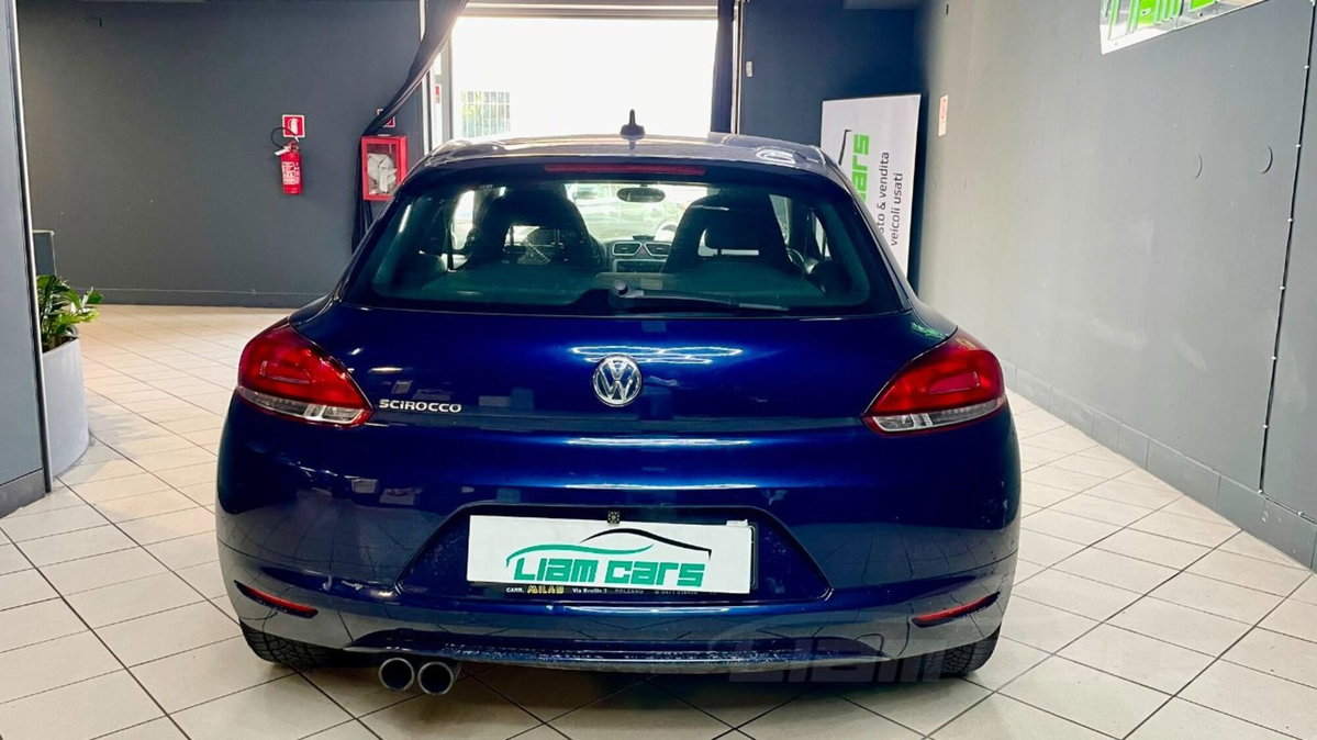 Volkswagen Scirocco 2.0 TFSI (5)