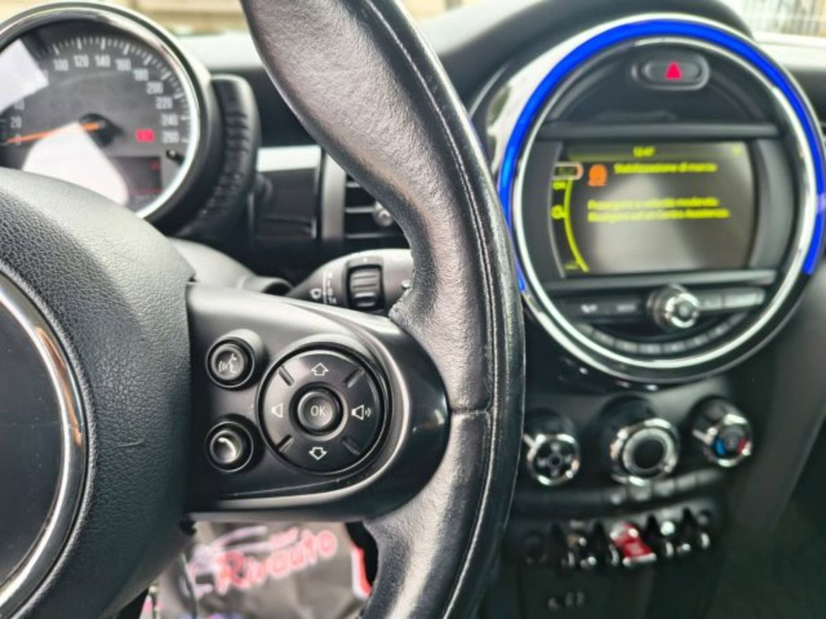 MINI Mini 1.5 One D Business 5 porte (4)