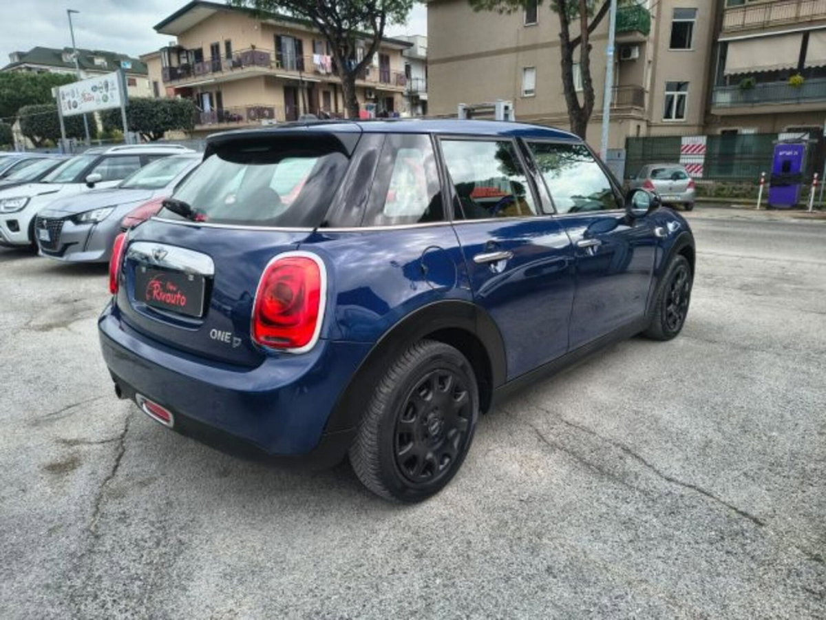 MINI Mini 1.5 One D Business 5 porte (8)