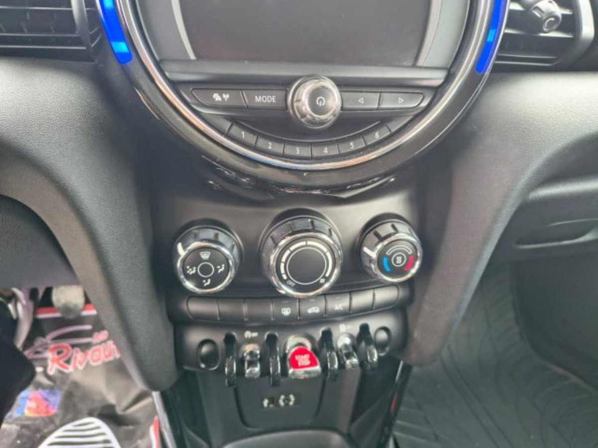 MINI Mini 1.5 One D Business 5 porte (9)