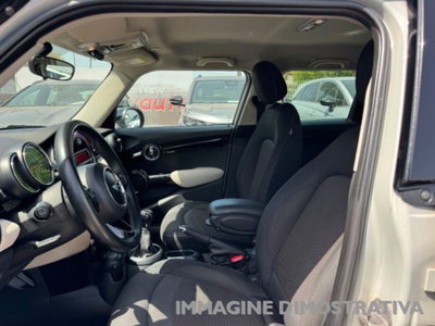 MINI Mini 1.5 Cooper D 5 porte (16)
