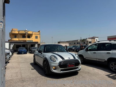 MINI Mini 1.5 Cooper D 5 porte (2)