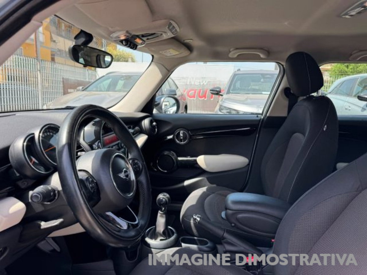 MINI Mini 1.5 Cooper D 5 porte (20)