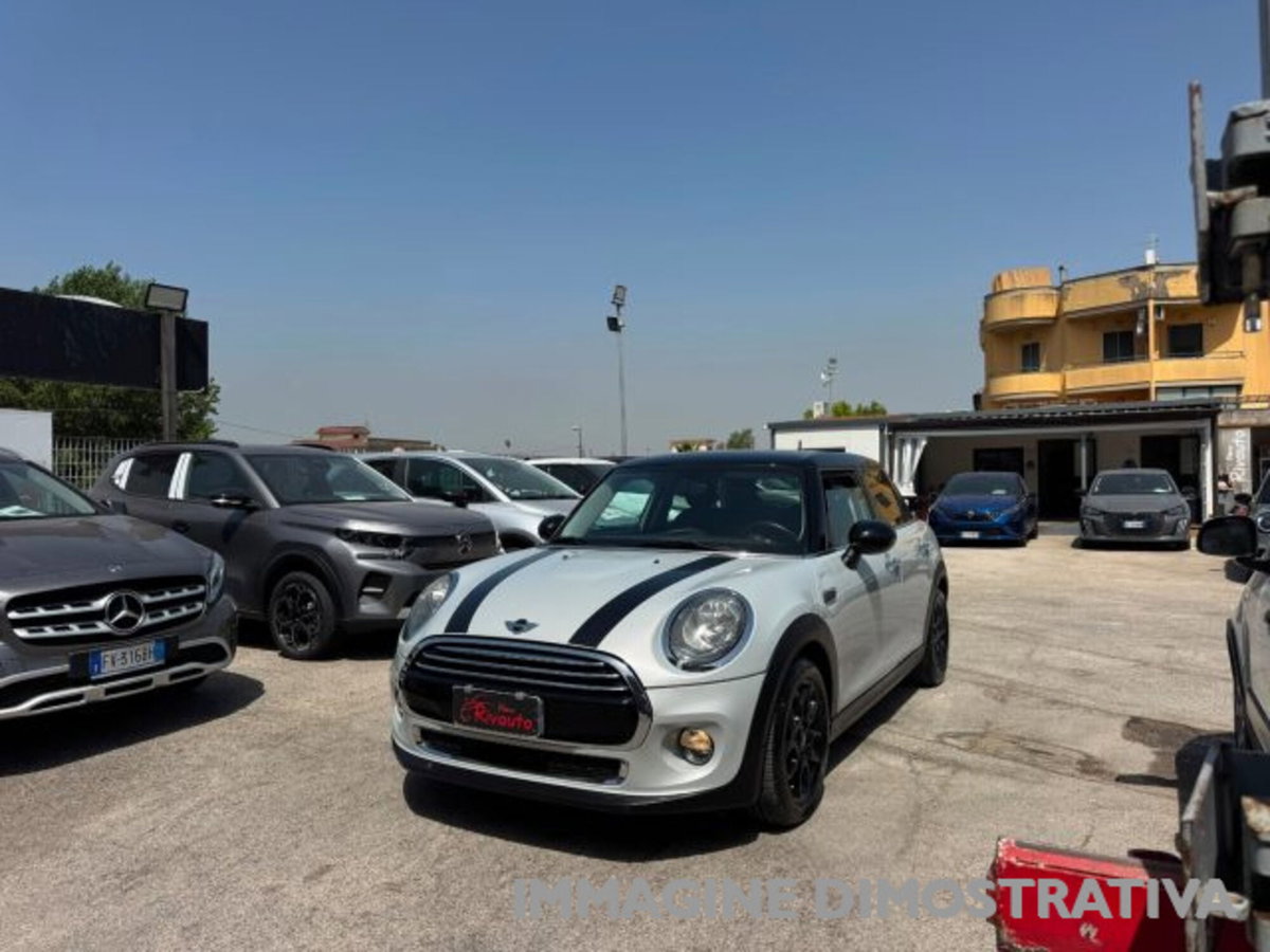 MINI Mini 1.5 Cooper D 5 porte (3)