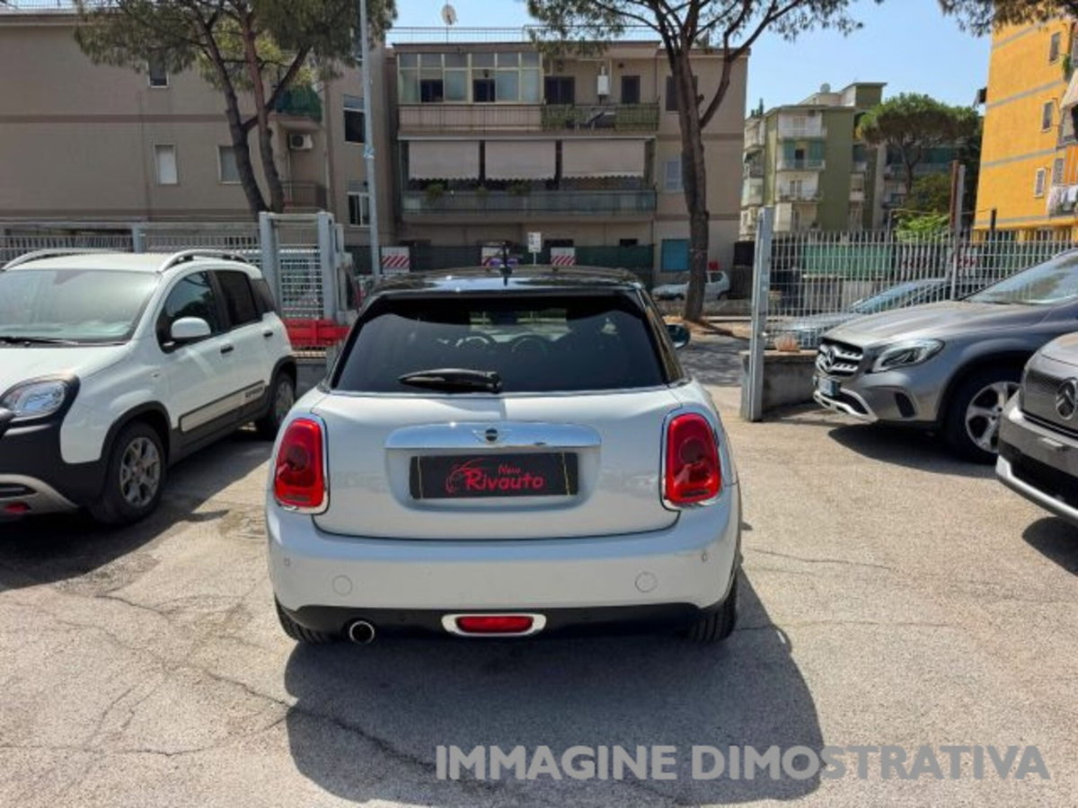 MINI Mini 1.5 Cooper D 5 porte (6)