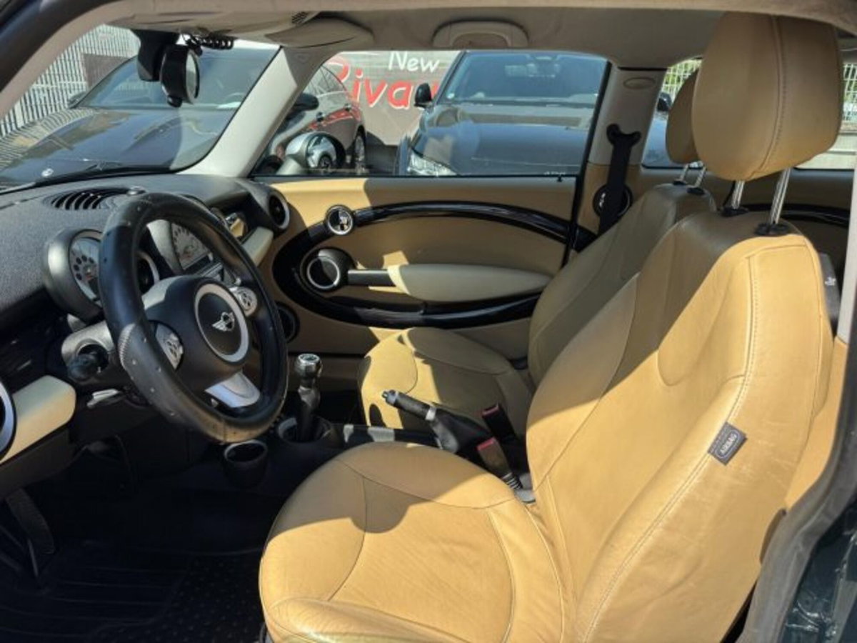 MINI Mini Clubman 1.6 16V Cooper D Chili Clubman (10)
