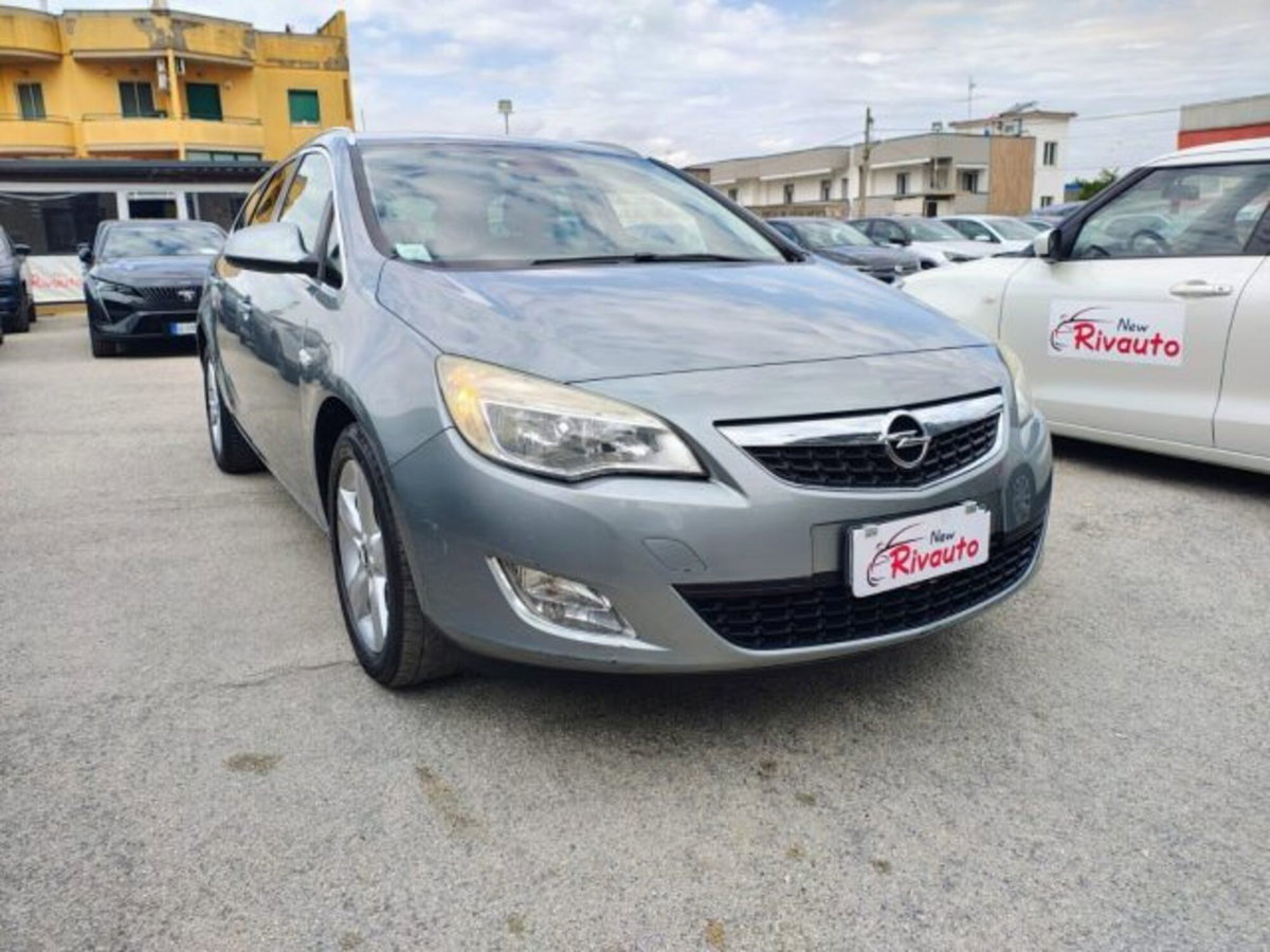 Opel Astra Station Wagon 1.7 CDTI 125CV Station Wagon Cosmo (2)