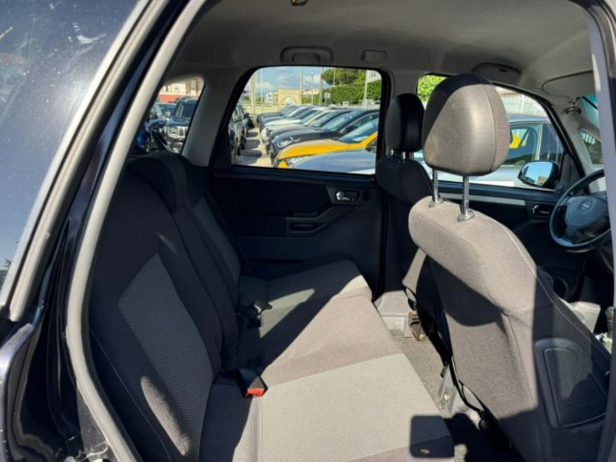 Opel Meriva 1.6 16V Enjoy (9)