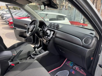 Suzuki Vitara 1.4 Hybrid Easy Top (13)