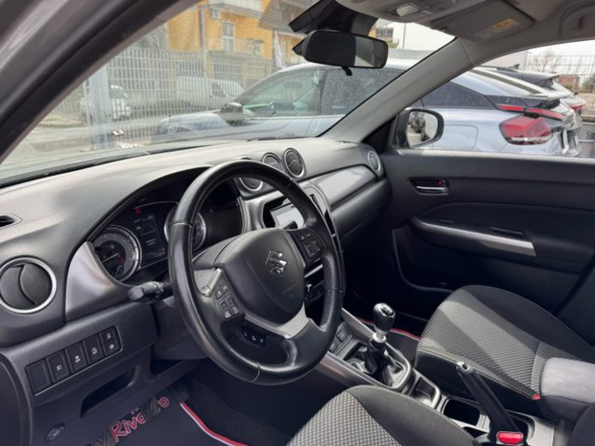 Suzuki Vitara 1.4 Hybrid Easy Top (15)