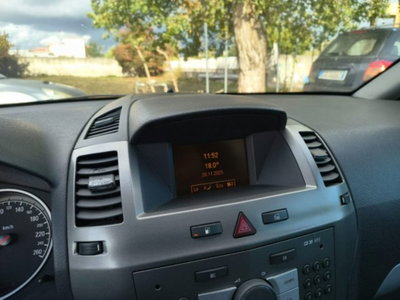 Opel Zafira 1.6 16V ecoM 94CV Cosmo (8)