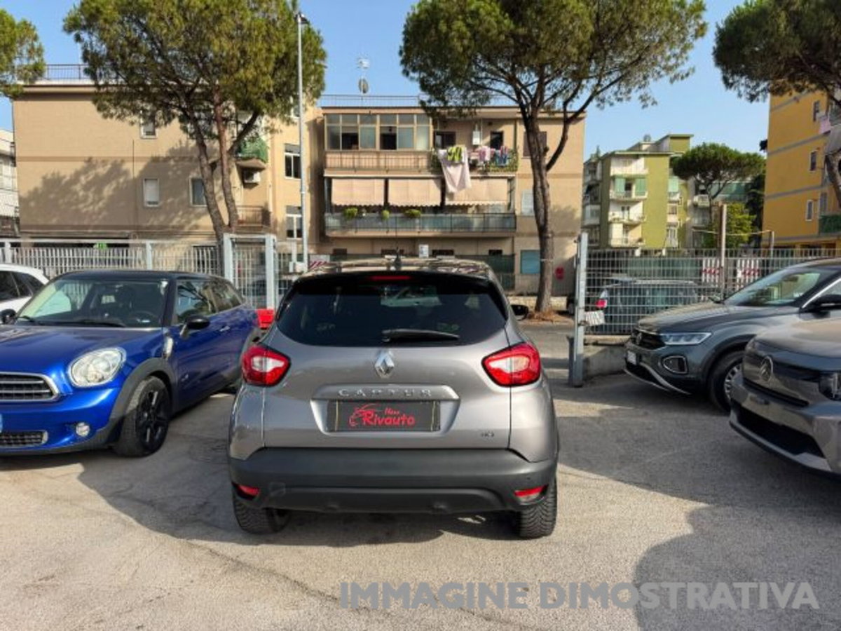 Renault Captur 1.5 dCi 8V 90 CV Start&Stop Energy R-Link (9)