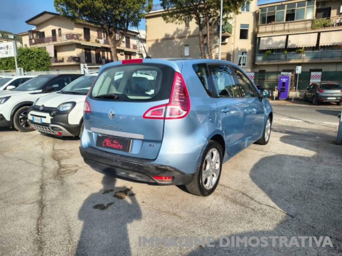 Renault Scenic E-Tech Electric 1.5 dCi 110CV Dynamique (4)