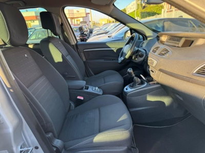 Renault Scenic E-Tech Electric 1.5 dCi 110CV Start&Stop Energy (9)