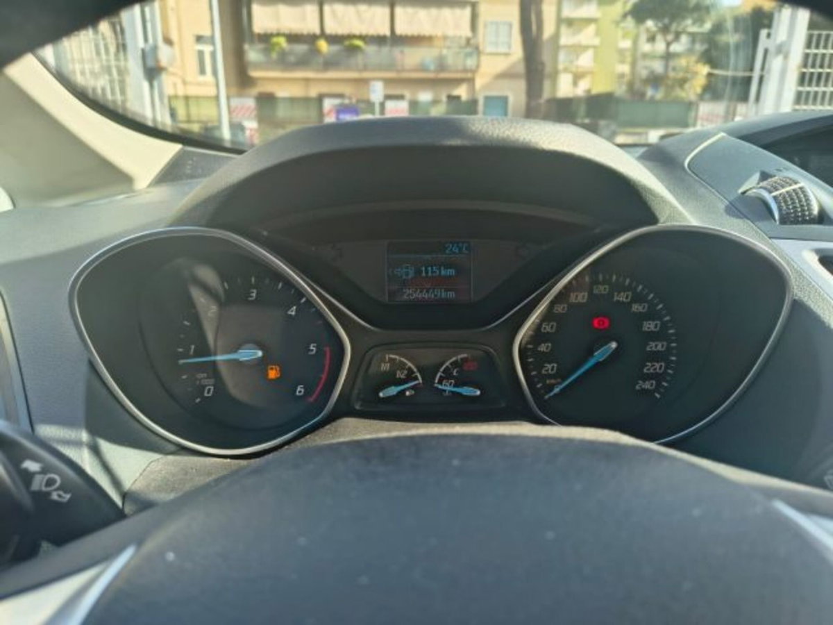 Ford C-Max 1.6 TDCi 95CV Plus (6)