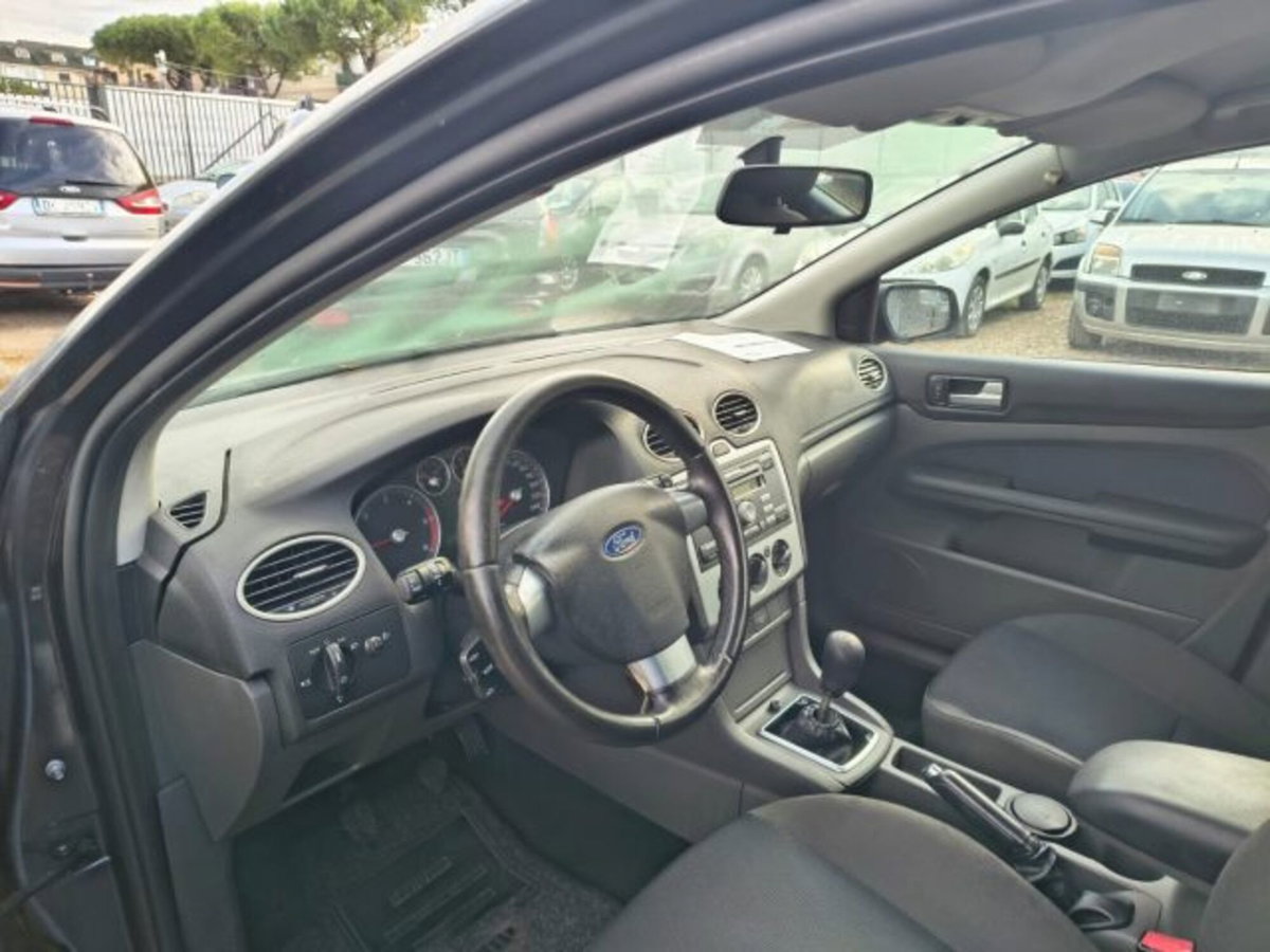 Ford Focus 1.6 TDCi (90CV) Titanium (10)