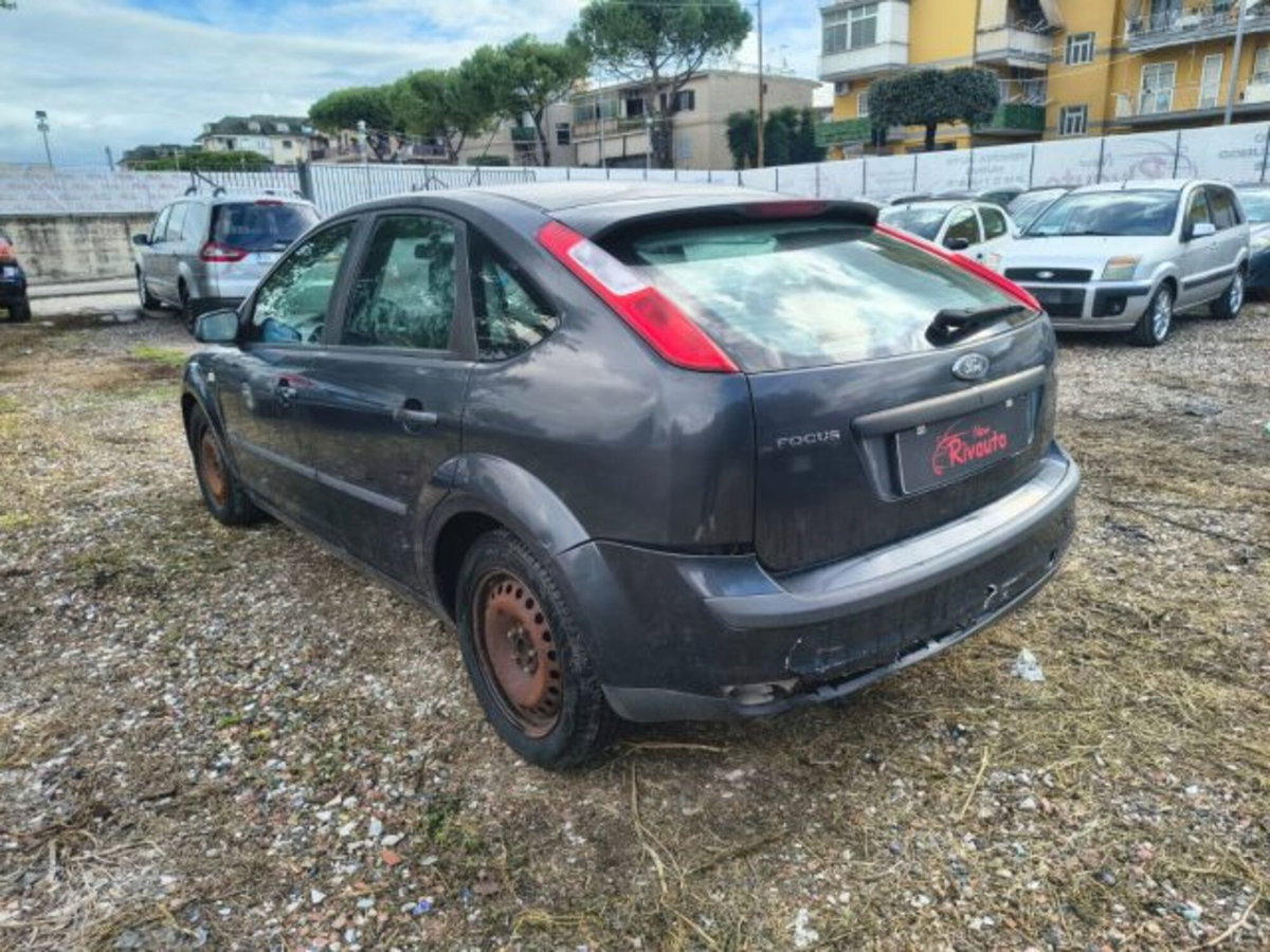 Ford Focus 1.6 TDCi (90CV) Titanium (5)