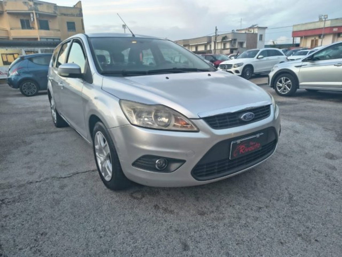 Ford Focus Station Wagon 1.6 TDCi 115 CV SW Titanium (3)