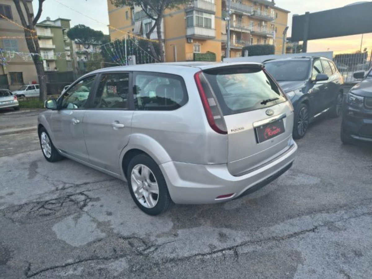 Ford Focus Station Wagon 1.6 TDCi 115 CV SW Titanium (4)