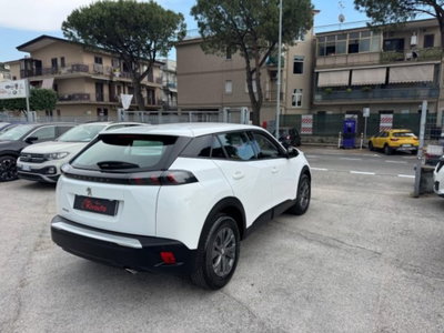 Peugeot 2008 BlueHDi 100 S&S Allure (8)