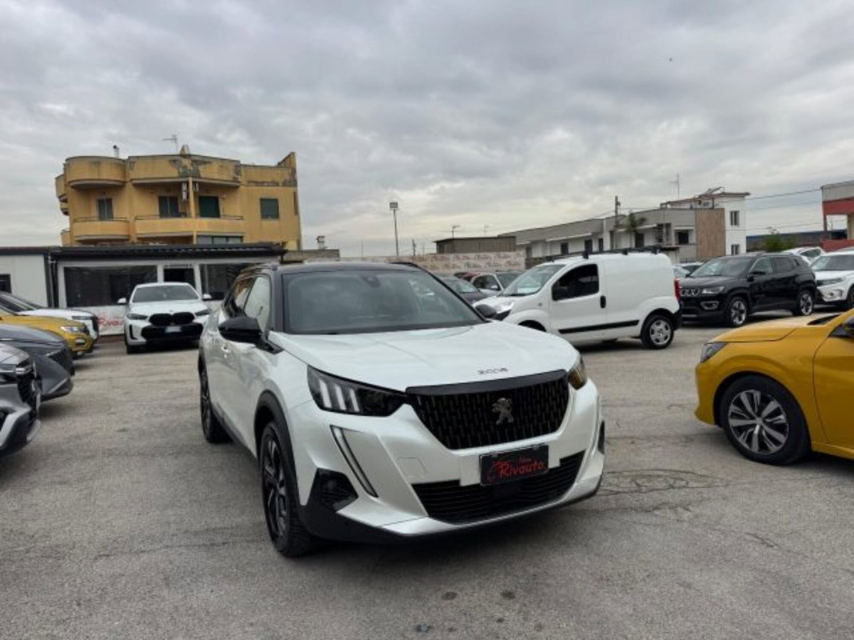 Peugeot 2008 BlueHDi 130 S&S EAT8 GT Pack (2)