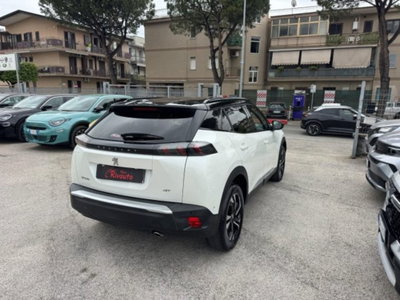 Peugeot 2008 BlueHDi 130 S&S EAT8 GT Pack (7)