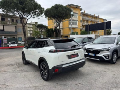 Peugeot 2008 BlueHDi 130 S&S EAT8 GT Pack (9)