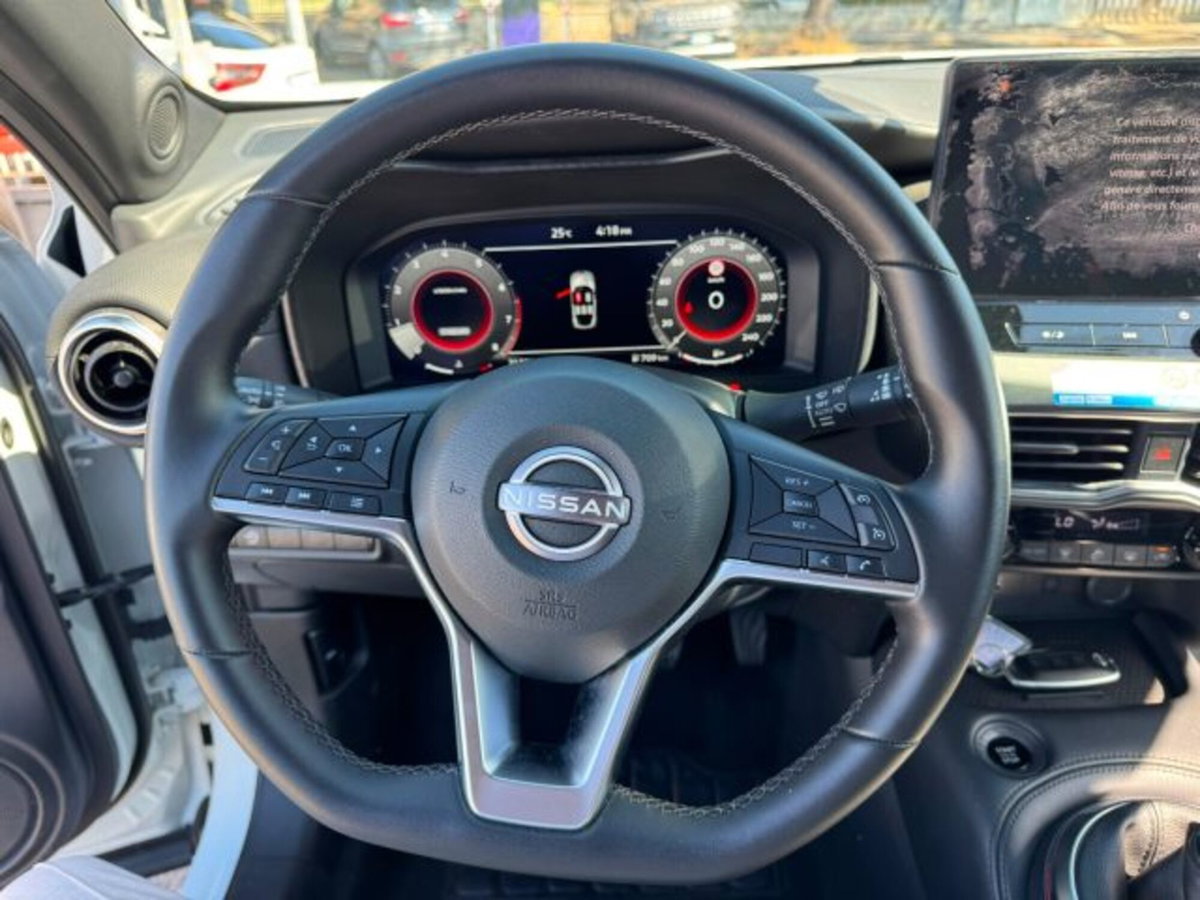 Nissan Juke 1.0 dig-t N-Connecta 114cv (12)
