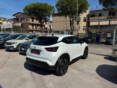 Nissan Juke 1.0 dig-t N-Connecta 114cv (3)