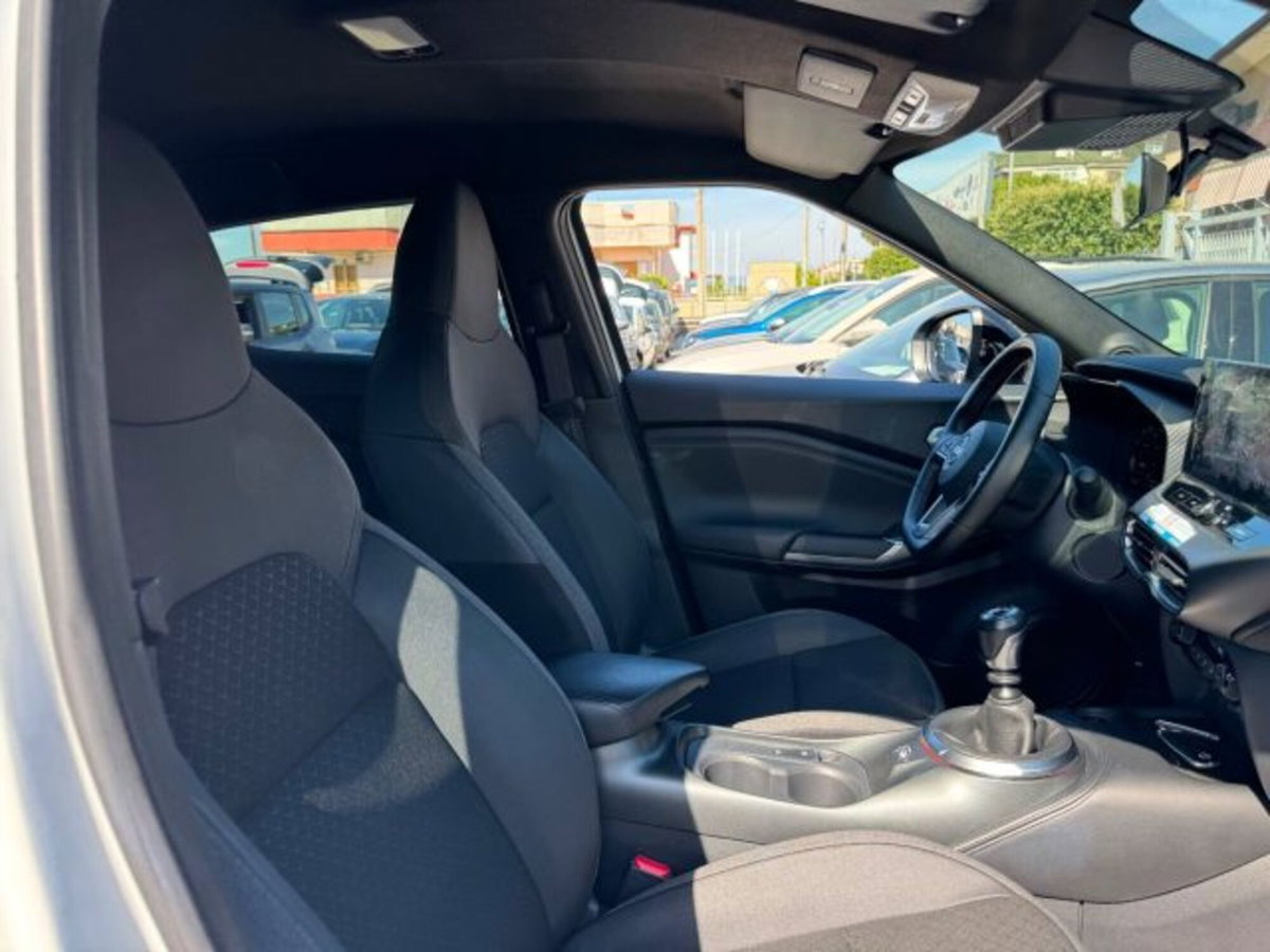 Nissan Juke 1.0 dig-t N-Connecta 114cv (9)