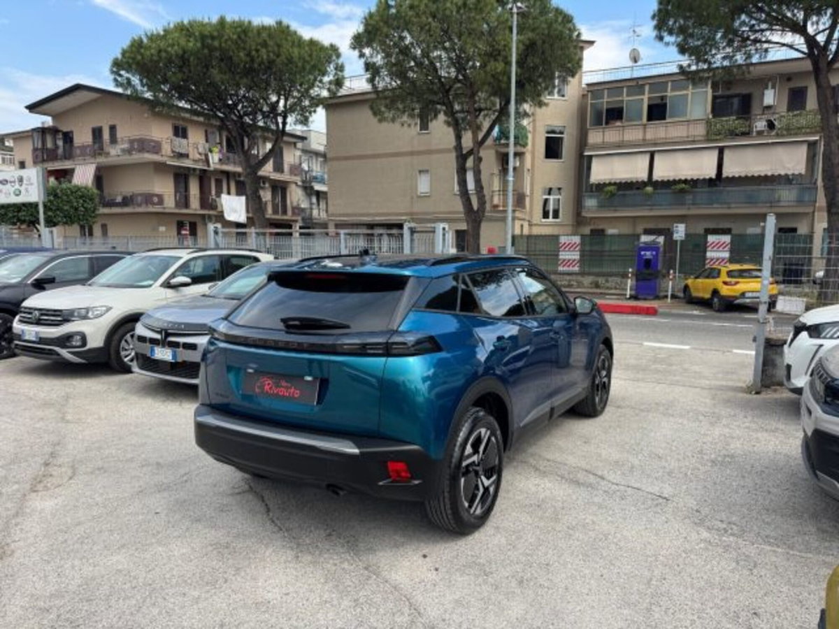 Peugeot 2008 PureTech 100 S&S Allure (10)